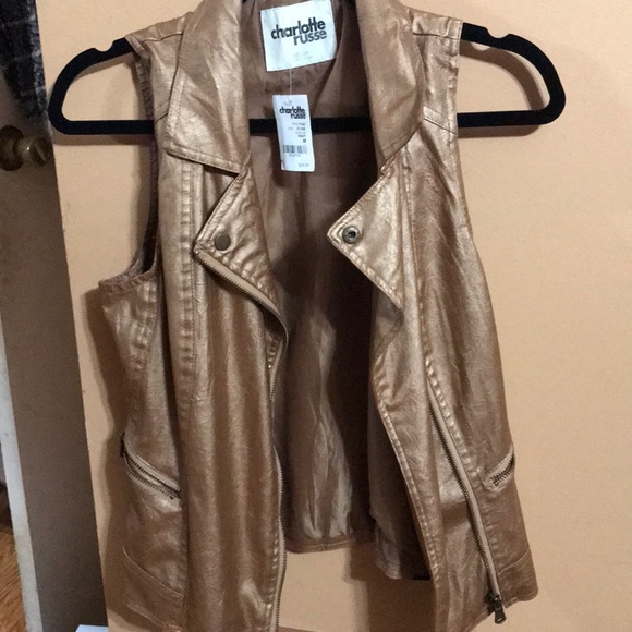 Gold Vest - Picture 2 of 3